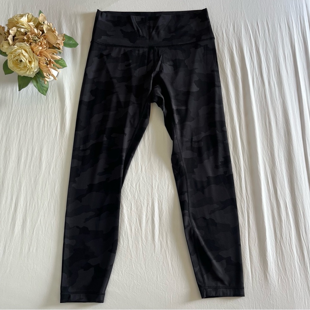 Lululemon Women’s Align High Rise 25" Size 10